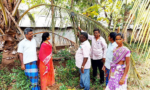 விவசாயிகளுக்கு செயல்முறை பயிற்சி அளிக்கப்பட்டது.