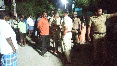 திண்டிவனத்தில் எலக்ட்ரானிக்ஸ் கடையில் பெட்ரோல் குண்டு வீச்சு