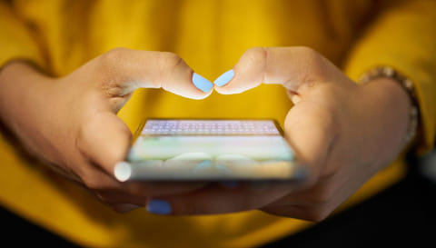 திருப்பூர் ஆடை உற்பத்தியாளர்கள்- பொதுமக்களிடம்  நூதன பணமோசடியில் ஈடுபடும் கும்பல்