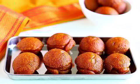 தினை தேங்காய்ப் பால் அப்பம்