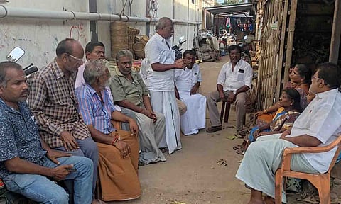 ஆலோசனை கூட்டம் நடைபெற்ற காட்சி.&nbsp;&nbsp;