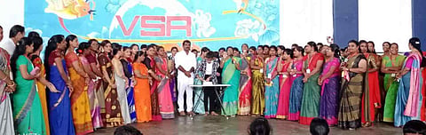 விழாவில் கலந்து கொண்டவர்களை படத்தில் காணலாம்.&nbsp;