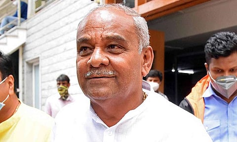 உமேஷ் கட்டி