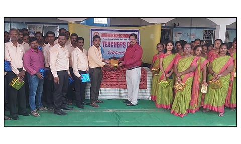 பாரத் மெட்ரிக் பள்ளியில் ஆசிரியர் தின விழா