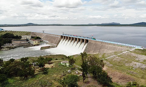 பவானிசாகர் அணையில் இருந்து 6,200 கன அடி நீர் வெளியேற்றம்