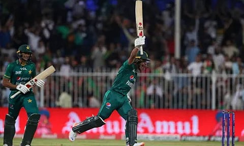 &nbsp;நசீம்கான் ஷா