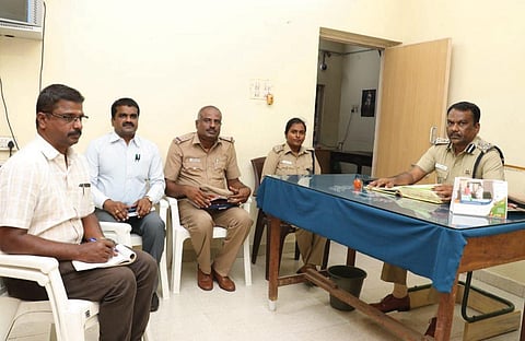 கோவை சரக டி.ஐ.ஜி. முத்துசாமி திடீர் ஆய்வு