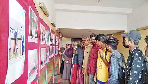 அண்ணா பஸ் நிலையத்தில் அரசின் சாதனை விளக்க புகைப்பட கண்காட்சி