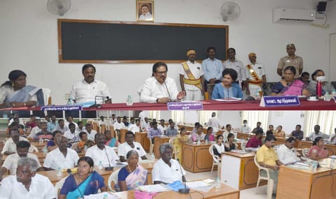 மாவட்ட அளவிலான மறுவாழ்வு மற்றும் மறுகுடியமர்வு குழு கூட்டம்