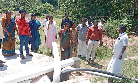 குடிநீர் சுத்திகரிப்பு நிலையத்தை நகர்மன்ற தலைவர் பவித்ரா ஷியாம்ராஜா பார்வையிட்டு ஆய்வு செய்தார்.