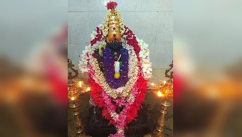 பரமேஸ்வரர் ஆலயத்தில் உள்ள பாலமுருகன் சஷ்டியை முன்னிட்டு சிறப்பு அலங்காரத்தில் அருள்பாலித்த காட்சி.