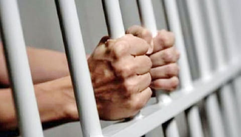 வாலிபர் கொலையில் தொடர்புடைய 10 பேருக்கு குண்டாஸ்