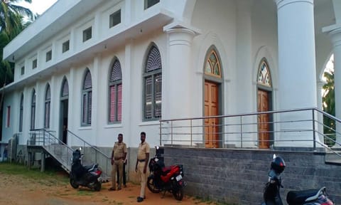 கொட்டாரம் அருகே சி.எஸ்.ஐ. கிறிஸ்தவ ஆலயத்தில் உண்டியல் கொள்ளை