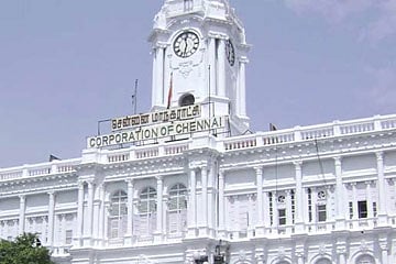 சென்னை வீதிகளில் அனுமதியின்றி தொங்கும் கேபிள் வயர்கள் அகற்றம்- மாநகராட்சி அதிரடி நடவடிக்கை