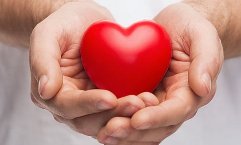 இதயமே!! உனக்காக நான் இருக்கிறேன்