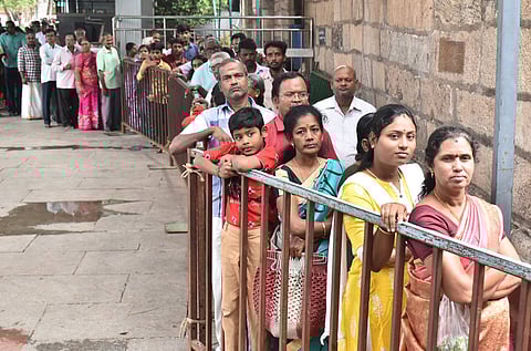 பெருமாள் கோவில்களில் சிறப்பு அபிஷேகம்
