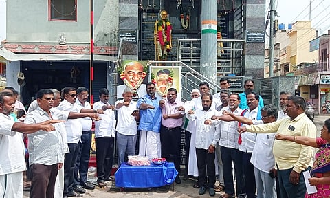 சமூக நல்லிணக்க மேடை உறுதிமொழி ஏற்பு