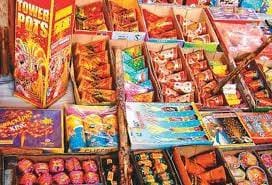 அனுமதி இல்லாமல் பட்டாசு விற்றால் கடும் நடவடிக்கை - ஆர்.டி.ஓ. எச்சரிக்கை