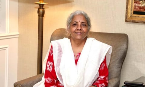 மத்திய நிதி மந்திரி நிர்மலா சீதாராமன்
