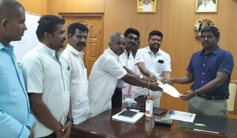 மத்திய அரசு பணிகளில் 90 சதவீத தமிழகத்தை சேர்ந்வர்களை பணியமர்த்த கோரிக்கை