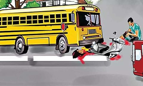 பைக் விபத்தில் விவசாயி காயம்