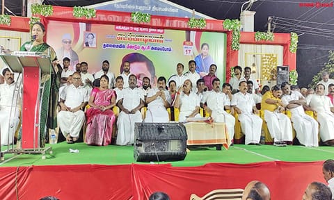 திசையன்விளையில் பொதுக்கூட்டம்; அ.தி.மு.க. சாமானிய மக்களுக்காக ஆரம்பிக்கப்பட்ட கட்சி- கொள்கை பரப்பு துணை செயலாளர் விந்தியா பேச்சு