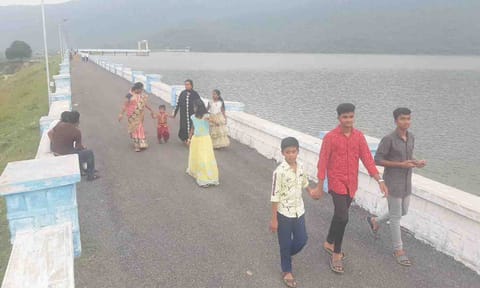மலர் பூங்காக்கள், வனவிலங்குகள் பண்ணைகள் அமைக்கவேண்டும்: பாப்பிரெட்டிப்பட்டி வாணியார் நீர்த்தேக்கம் சுற்றுலாத்தலமாக மாறுமா? -பொதுமக்கள் எதிர்பார்ப்பு
