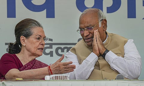 கார்கே தலைமையில் காங்கிரஸ் வலுப்பெறும்- சோனியா காந்தி நம்பிக்கை