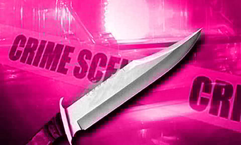 சங்கரன்கோவிலில் மோட்டார் சைக்கிளுக்கு வழிவிடுவதில் தகராறு; 5 பேருக்கு கத்திக்குத்து- வாலிபர் கைது