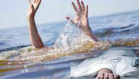 தஞ்சை புது ஆற்றில் மிதந்து வந்த ஆண் பிணம்