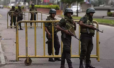 போராட்டத்துக்கு எதிர்க்கட்சிகள் அழைப்பு: கொழும்பில் ராணுவம் பலத்த பாதுகாப்பு