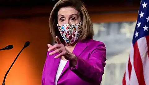 நான்சி பெலோசி
