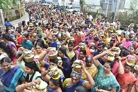 சென்னிமலை-திண்டல் மலை முருகன் கோவிலில் இன்று சூரசம்ஹார விழா