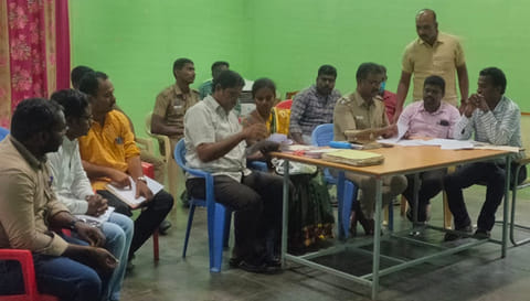 பேச்சுவார்த்தையில் கலந்துகொண்டவர்கள்.