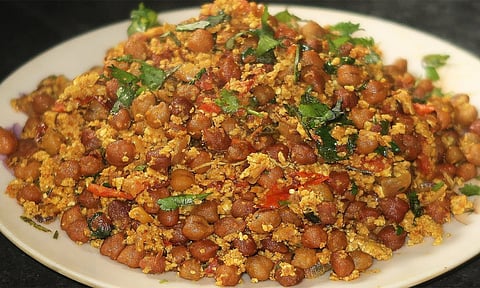 கொண்டைக்கடலை முட்டை பொரியல்