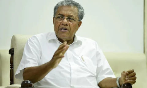 கேரளாவில் அரசை கவிழ்க்க கவர்னர் மூலம் சூழ்ச்சி: பினராயி விஜயன் குற்றச்சாட்டு