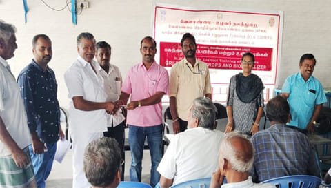 மண்வள மேம்பாடு பயிற்சி முகாம் நடைபெற்ற போது எடுத்தபடம்.