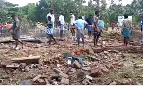 மதுரை பட்டாசு ஆலை வெடிவிபத்தில் 5 பேர் பலி- முதல்வர் ஸ்டாலின் இரங்கல்