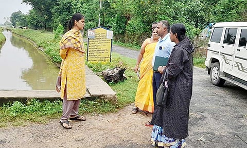 மழையால் பாதிக்கப்பட்ட பகுதிகளை கும்பகோணம் ஆர்.டி.ஓ பூர்ணிமா ஆய்வு.
