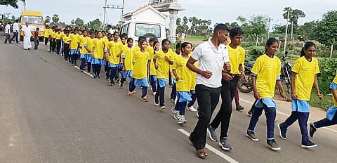 உப்பூர் அருகே மினி மாரத்தான் போட்டி