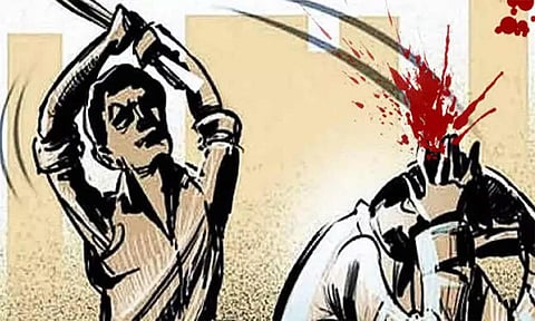 ரோந்து பணியில் ஈடுப்பட்ட போலீசார் மீது தாக்குதல்