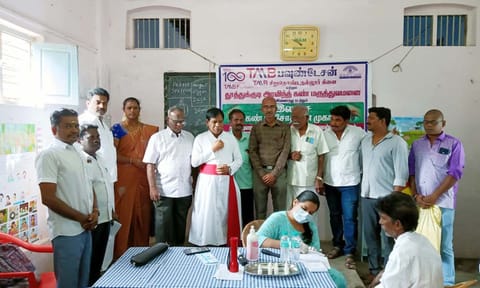 முகாம் நடைபெற்றபோது எடுத்தபடம்.