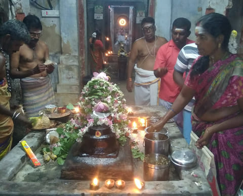 சிவன் கோவில்களில் சிறப்பு வழிபாடு