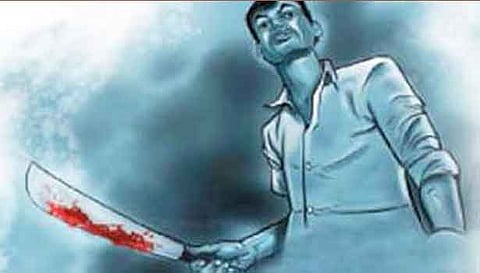 என்ஜினீயரை பட்டா கத்தியால் தாக்கிய கும்பல்