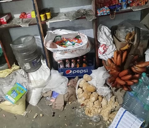 மளிகை கடையின் பூட்டை உடைத்து திருட்டு
