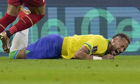 பிரேசிலின் நட்சத்திர வீரர் நெய்மர் காயம்- அடுத்த போட்டியில் விளையாடுவாரா?