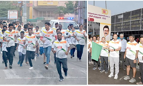 கிருஷ்ணகிரி புதிய பேருந்து நிலையத்தில் பொது சுகாதாரம் மற்றும் நோய்த்தடுப்பு மருத்துவத்துறை 100 ஆண்டுகள் நிறைவடைந்ததையொட்டி மினிமாரத்தான் ஓட்டத்தை மாவட்ட கலெக்டர் ஜெயசந்திரபானுரெட்டி கொடியசைத்து தொடங்கி வைத்து தானும்  ஓட்டத்தில் கலந்து கொண்டனர்.