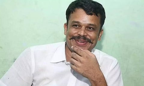 நாமக்கல் கோர்ட்டில் ஆஜர்படுத்தப்பட்ட யுவராஜ் மீண்டும் கோவை சிறையில் அடைப்பு