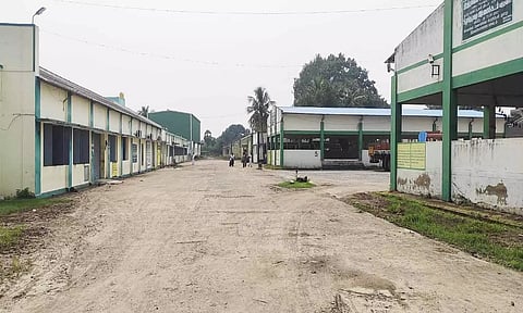 வியாபாரிகள் நெல் கொள்முதலை நிறுத்தி திடீர் போராட்டம்