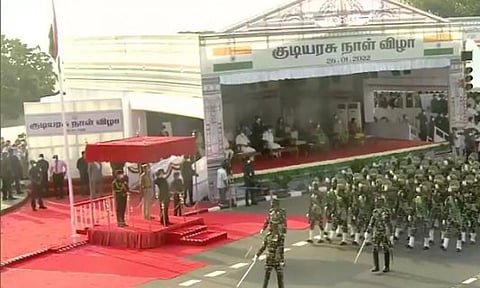 சென்னையில் குடியரசு தின விழா அணிவகுப்பு வேறு இடத்துக்கு மாற்றம்?- அதிகாரிகள் ஆலோசனை